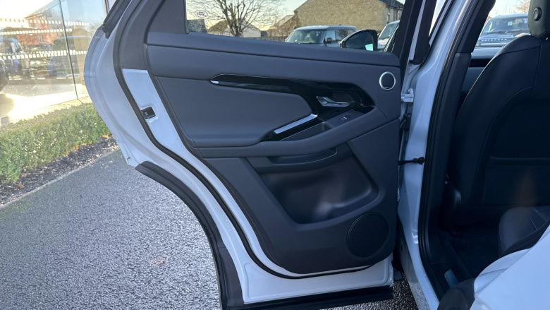 Land Rover Range Rover Evoque 2.0 D200 Dynamic SE 5dr Auto Diesel Hatchback